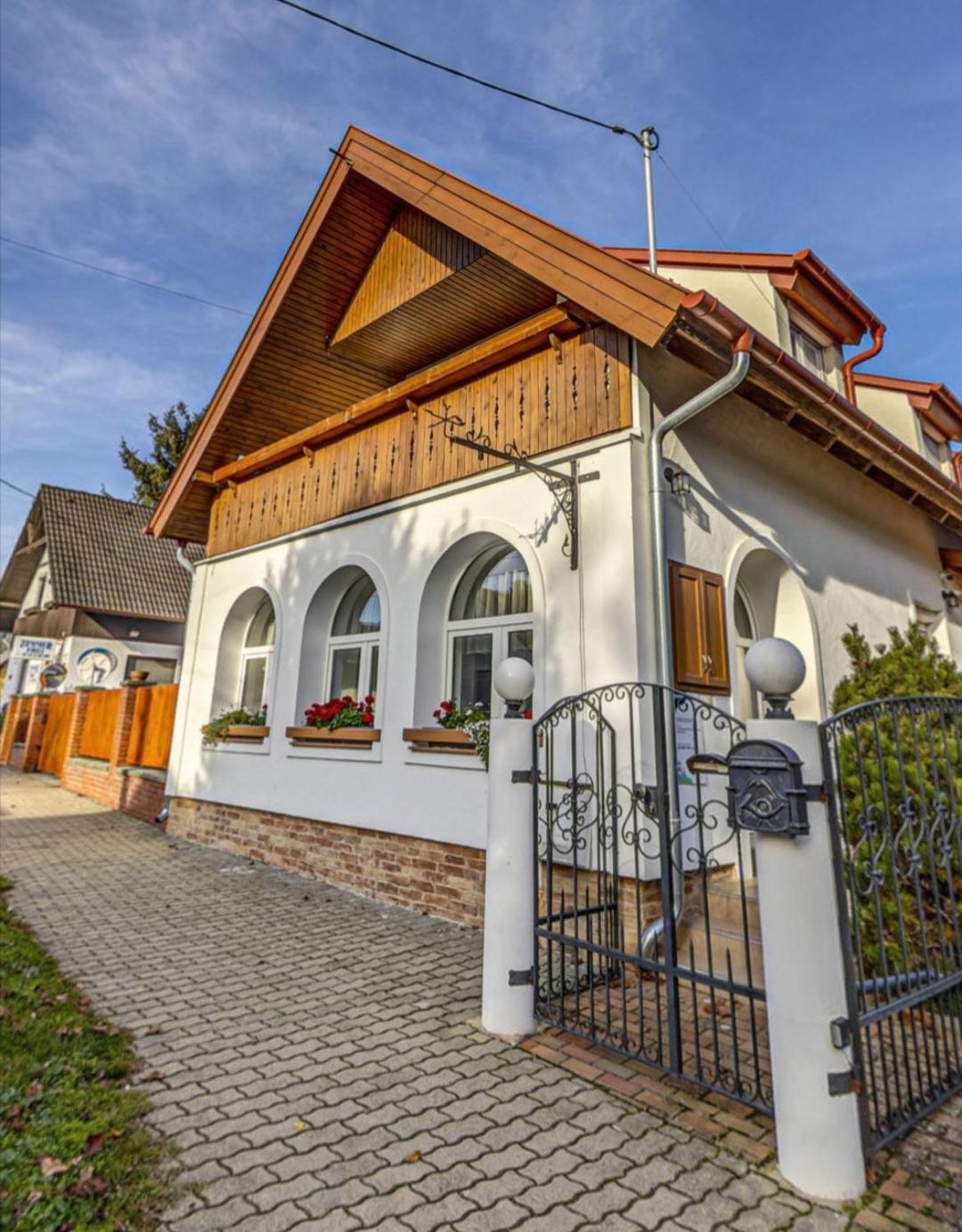 Kathy Panzio Bed & Breakfast Balatongyörök Dış mekan fotoğraf